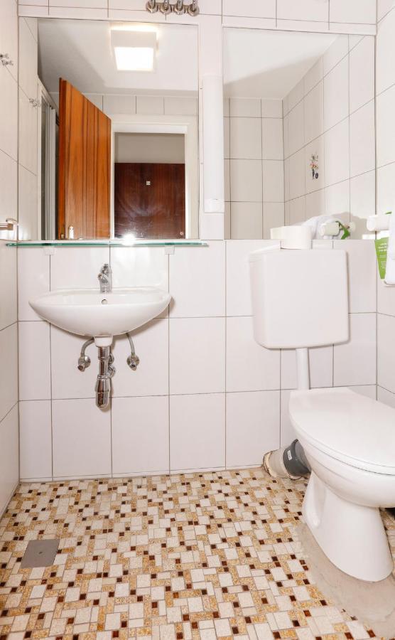 Die Schlafbude Wesseling Buitenkant foto
